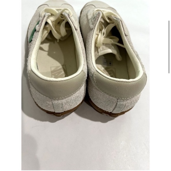 Vans Sport Low Sneakers in Cream Green Detail - Picture 4 of 8